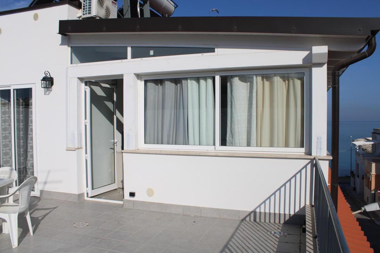 Mansarda Con Terrazza A 50 Metri Dal Mare